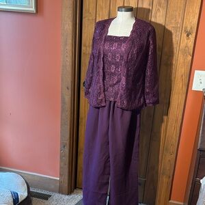 Elegant Plum / Purple Womens 3 piece pants suit- NEW